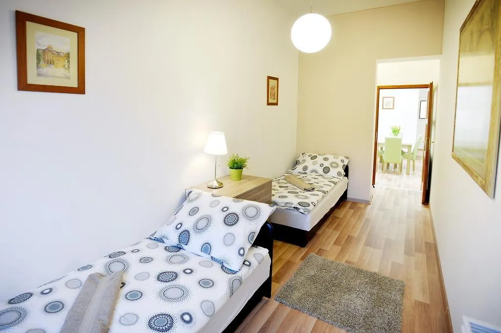 Apartment Corner Apartman Erlau Ungarn