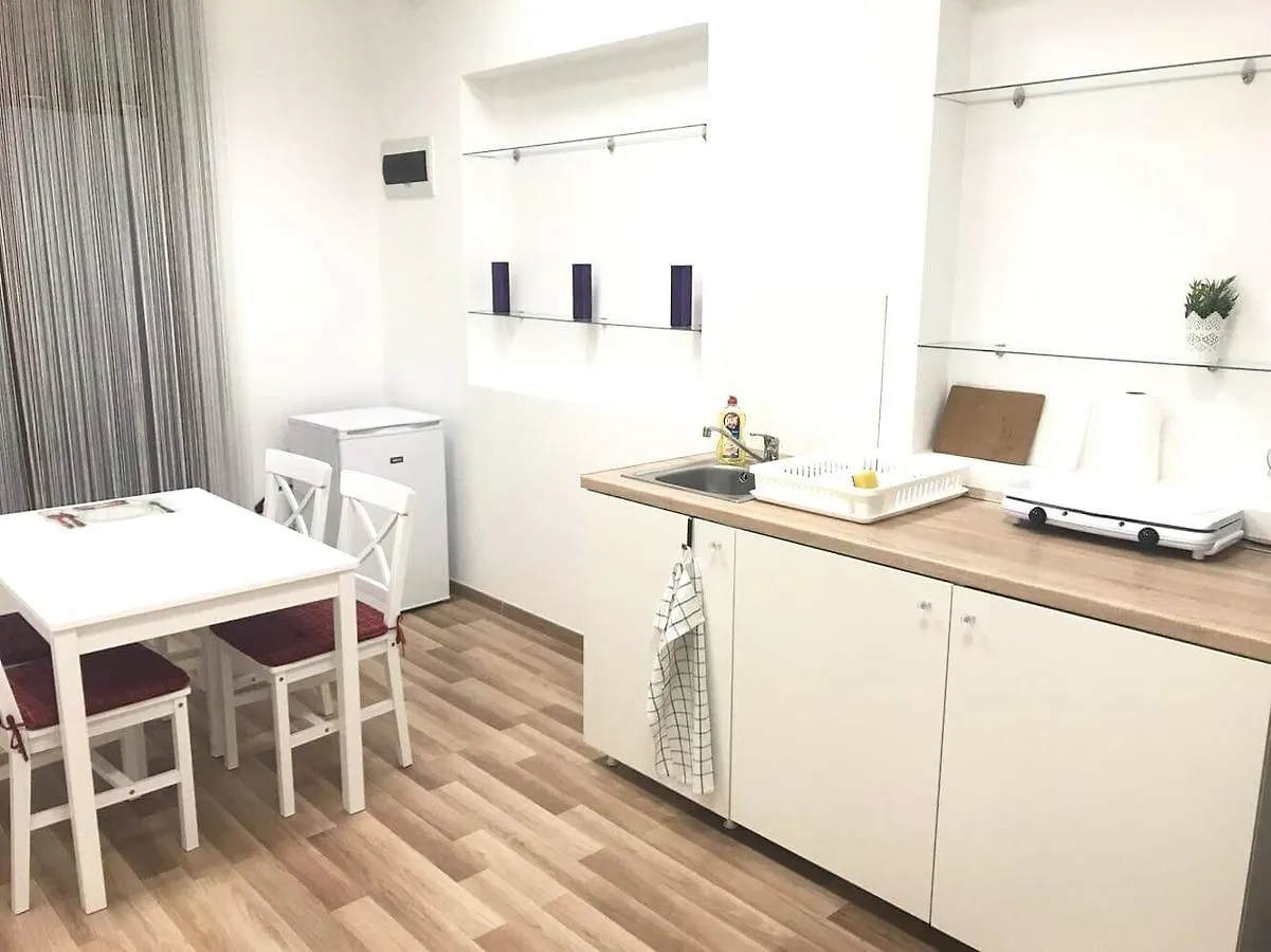 Corner Apartman Erlau 0*,